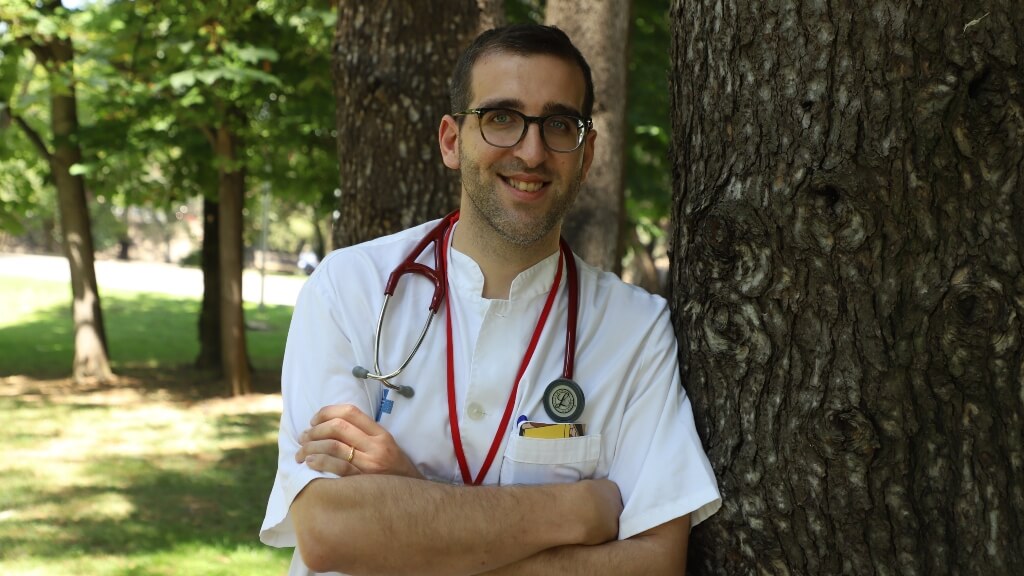 Oriol Yuguero es el investigador principal del nuevo grupo e-RLab del eHealth Center de la UOC