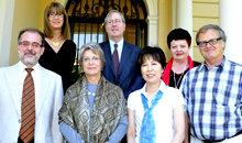 De izquierda a derecha: Albert Sangrà, Imma Tubella, Martha Stone, Ferran Ruiz, Insung Jung, Sara Guir-Rosenblit y Terry Anderson. 