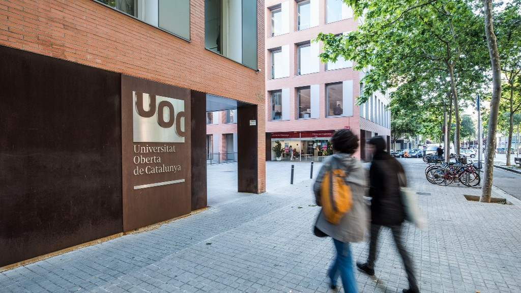 Las personas que empezarán en la UOC por primera vez aumentan casi un 8 %. (Foto: UOC)